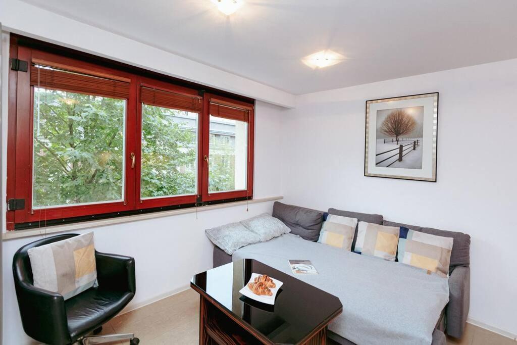 Apartment In The Heart Of Warsaw! Ngoại thất bức ảnh